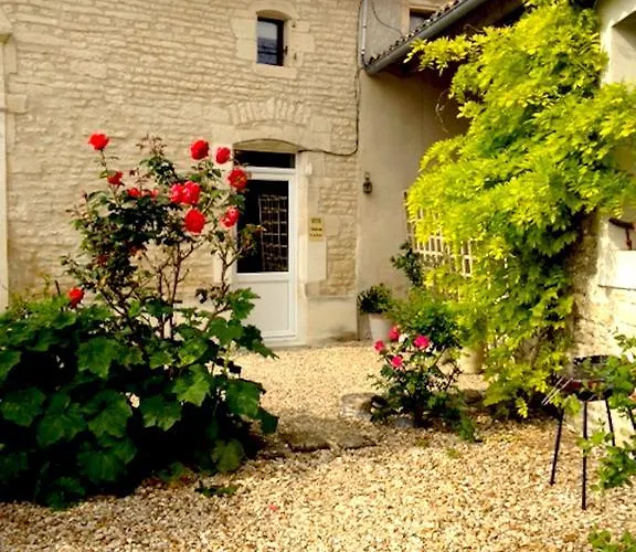 The Courtyard En Charente Charmant Avec Piscine Et Wifi Parfait En Famille Ou En Couple 4* Rouillac (Charente)