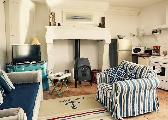 The Courtyard En Charente Charmant Avec Piscine Et Wifi Parfait En Famille Ou En Couple 4* Rouillac (Charente)