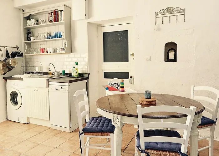 The Courtyard En Charente Charmant Avec Piscine Et Wifi Parfait En Famille Ou En Couple Hotel Rouillac (Charente)